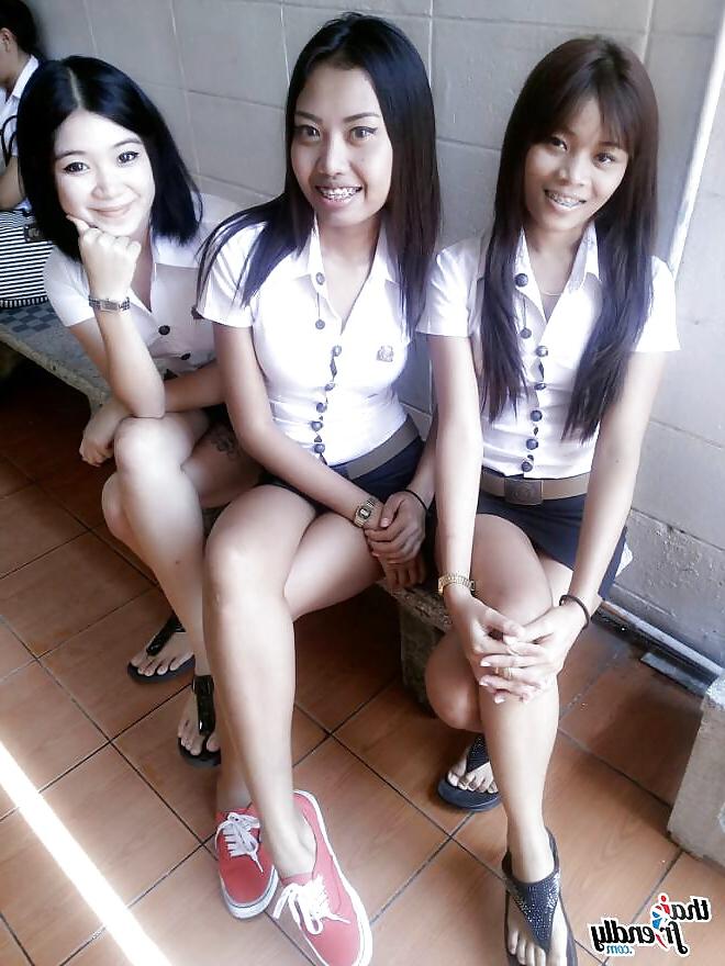 18P Young & sexy Thai College girls.