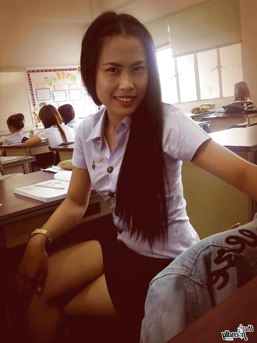 18P Young & sexy Thai College girls.
