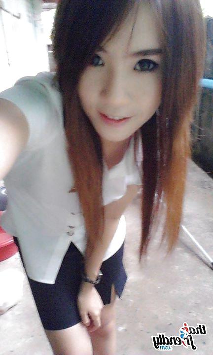 18P Young & sexy Thai College girls.