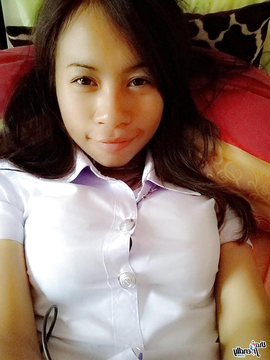 18P Young & sexy Thai College girls.