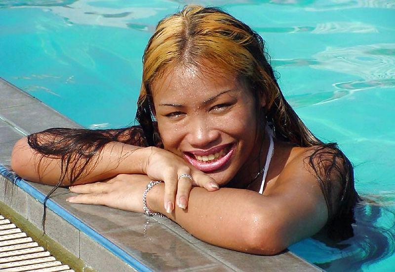 25P Ladyboy May aus Bangkok