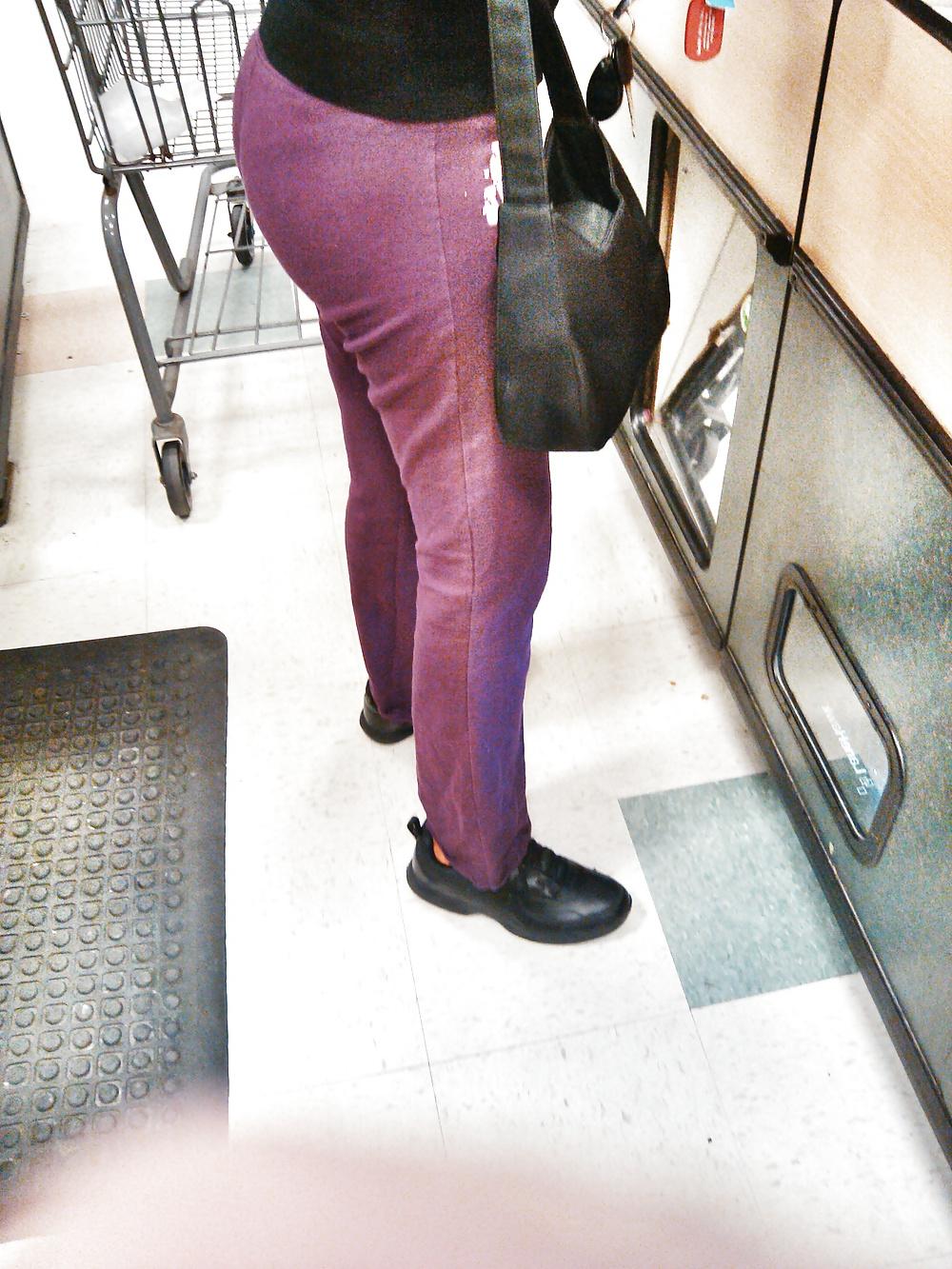 10P Charmaine's bubble butt