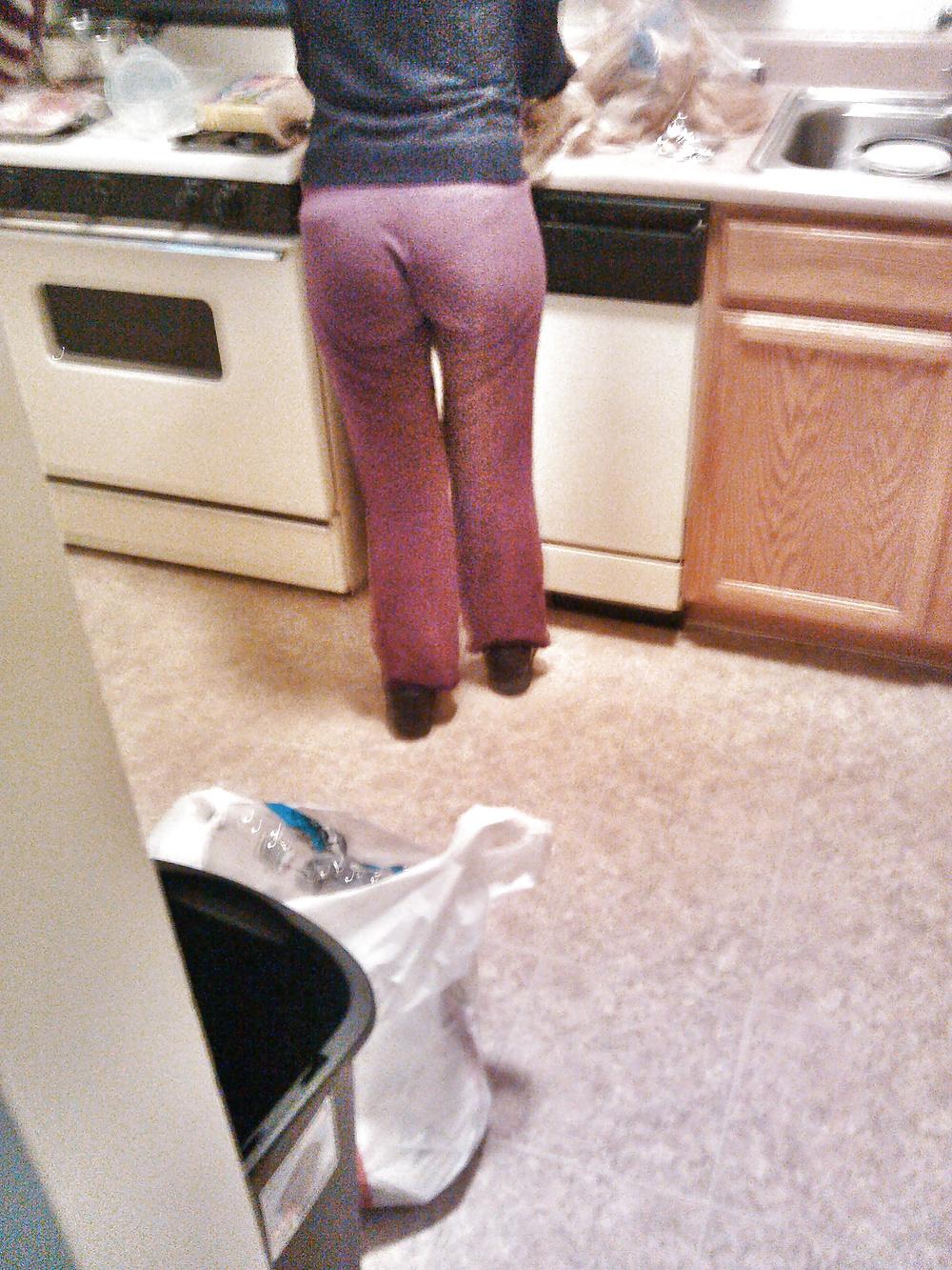 10P Charmaine's bubble butt