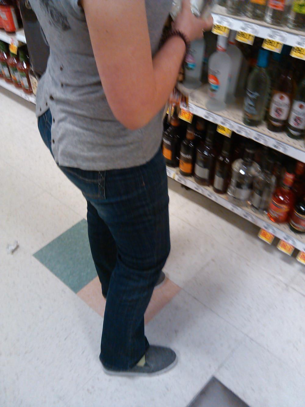 10P Carrie's bubble butt