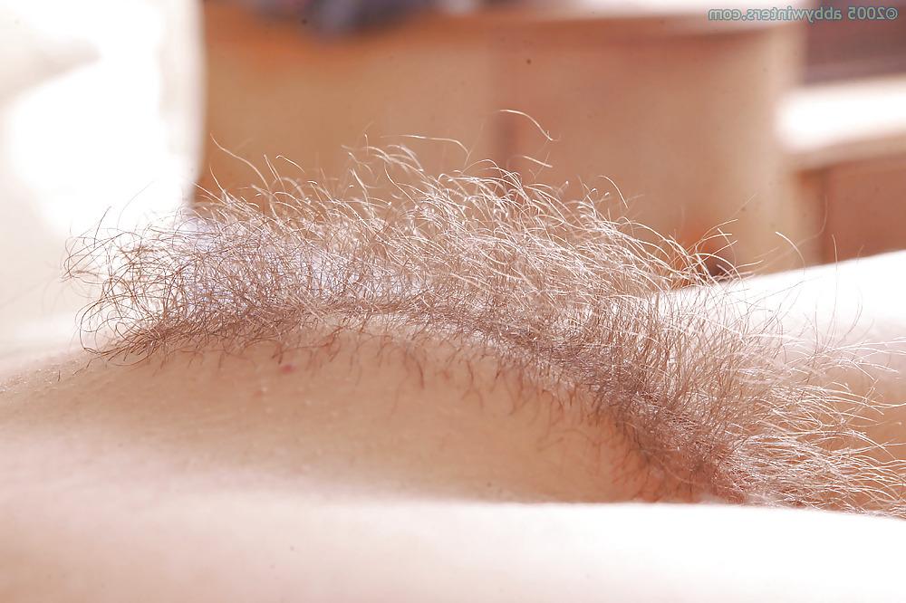 25P Nice hairy close-up 