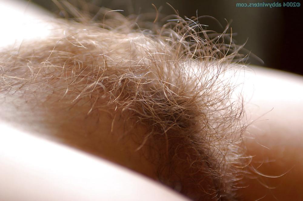 25P Nice hairy close-up 