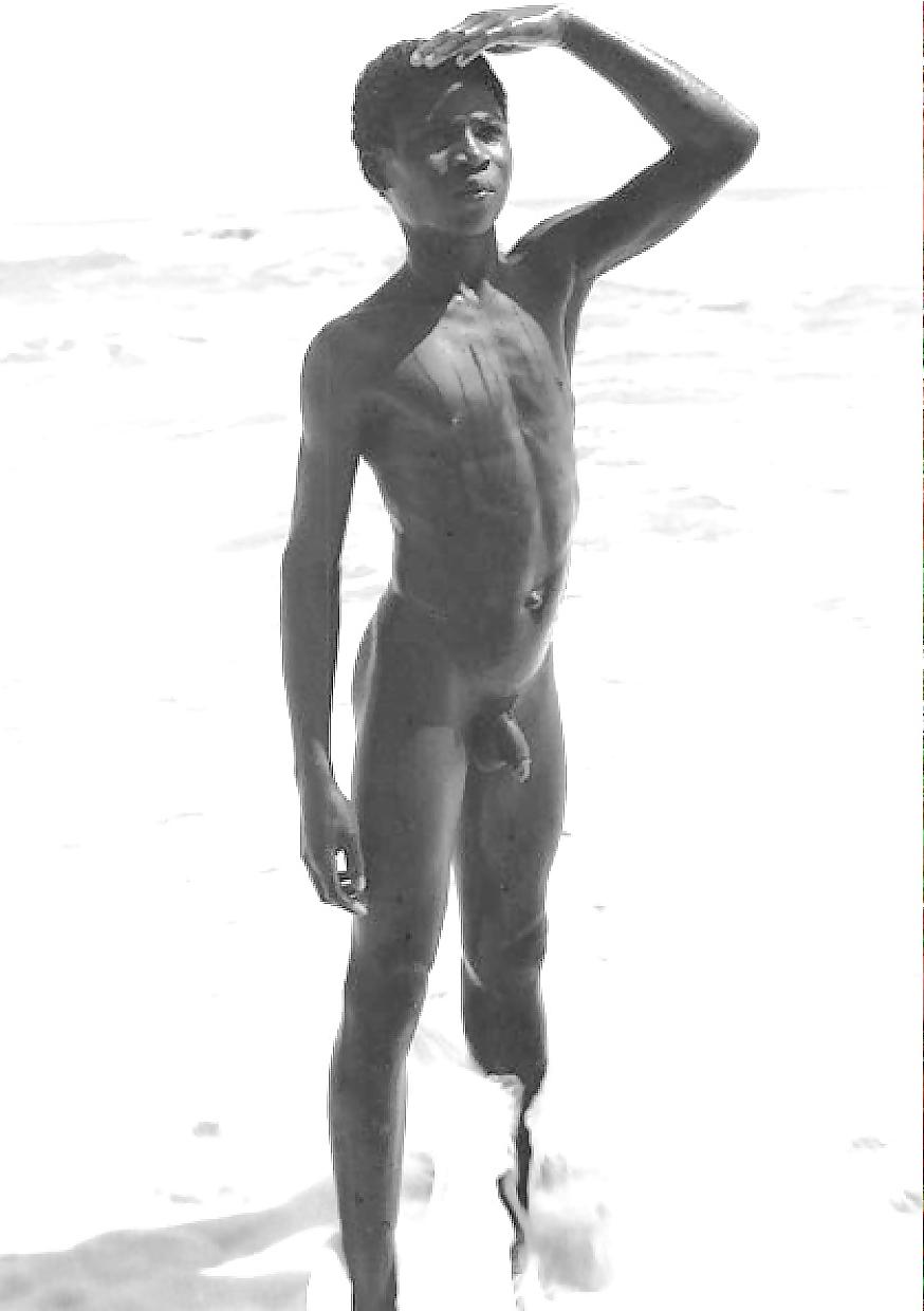 25P Naive native nudity captured in colonial times