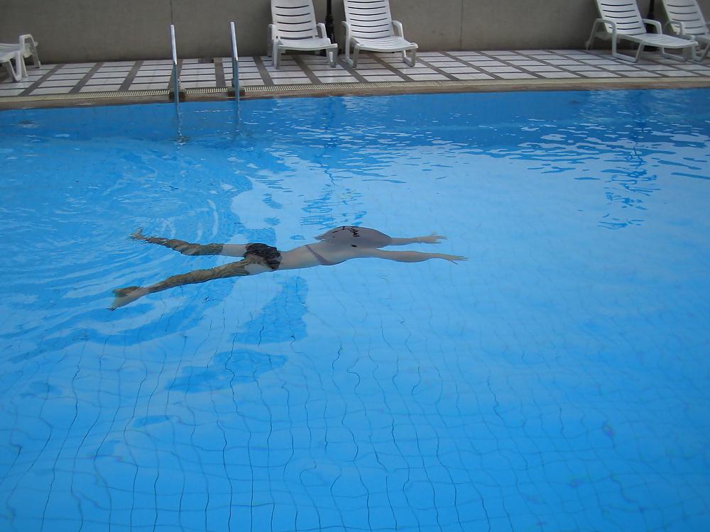 25P Bikini Babe (non nude)