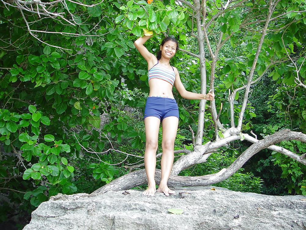25P Bikini Babe (non nude)