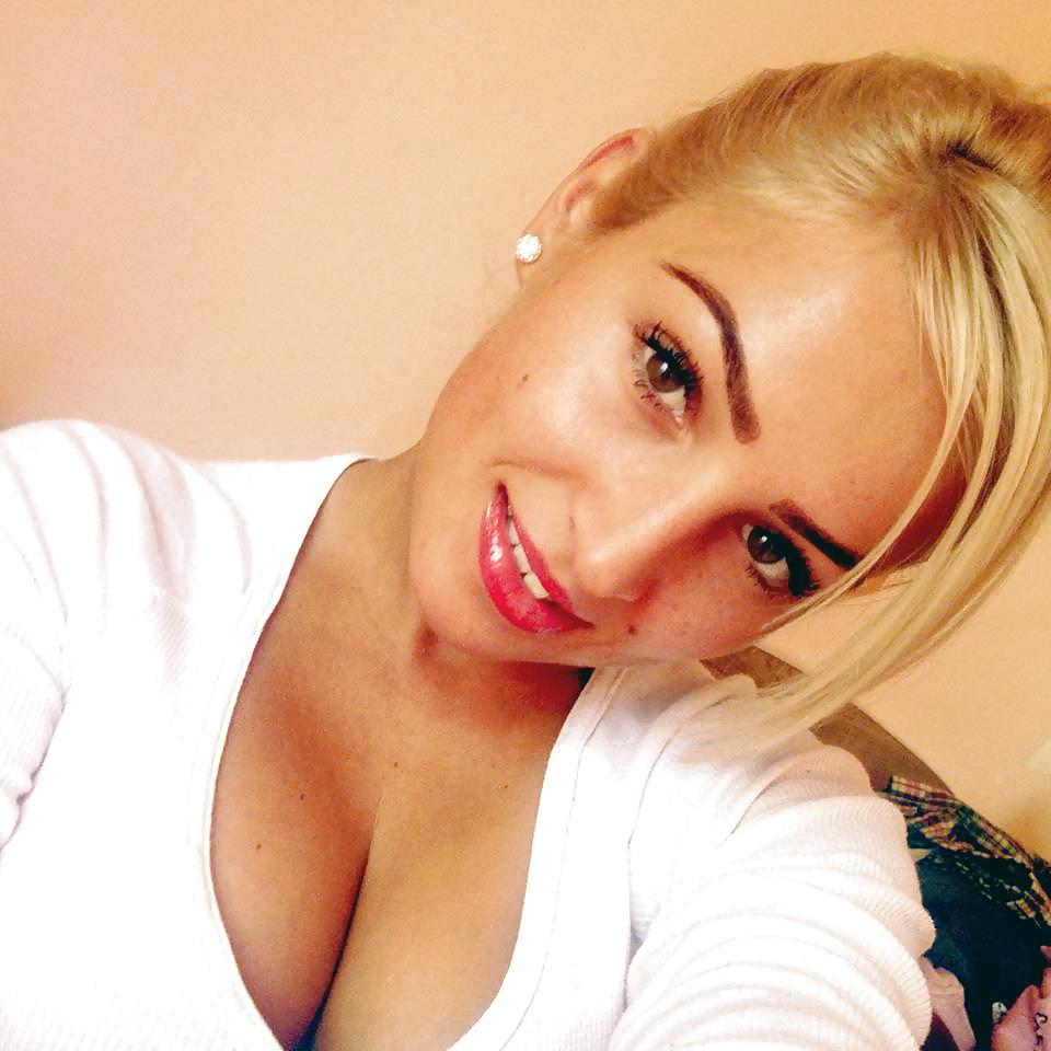 10P Romanian Teen Slut Corina 5