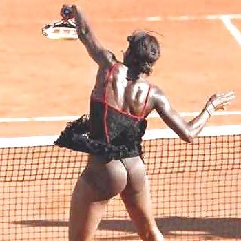 23P Sexy Tennis Girls