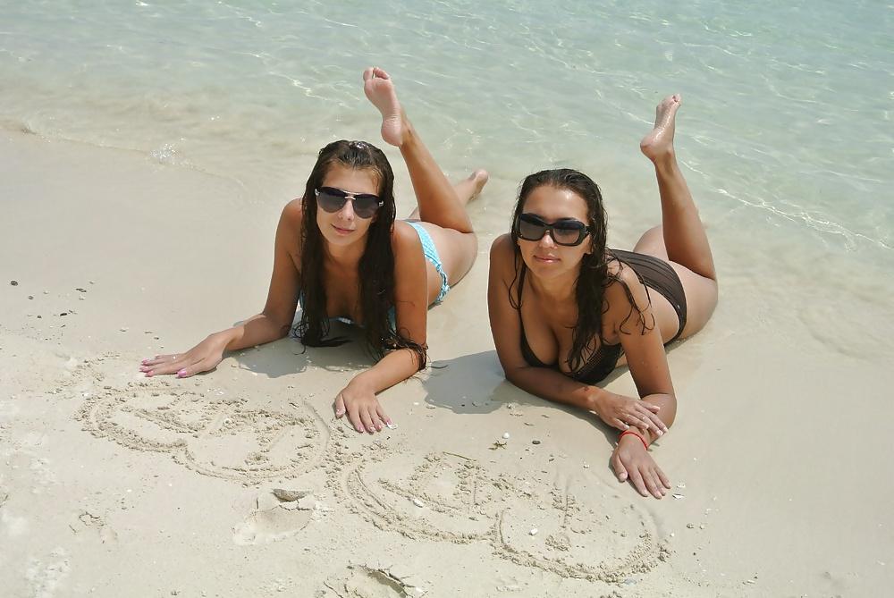 25P Barefoot Russian Women (part 4)