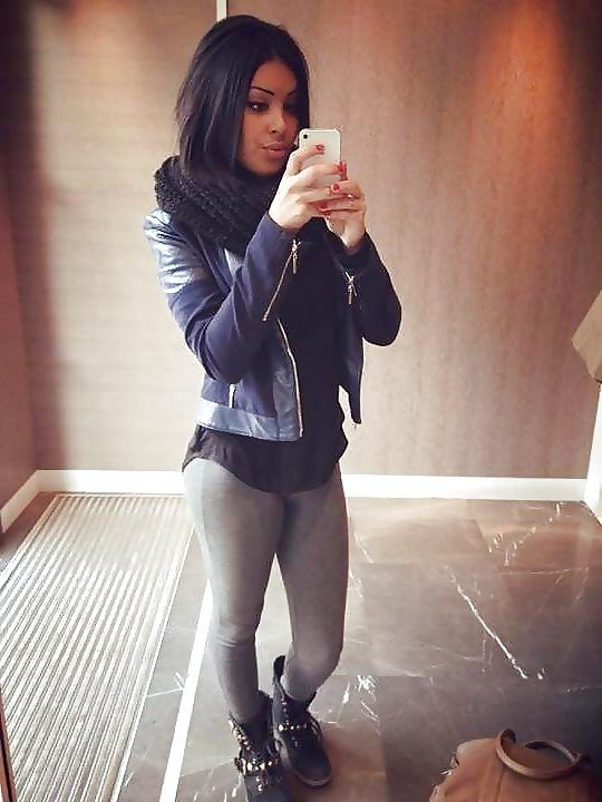 25P 50 Arab Girls I Want To Fuck (Vol. I)
