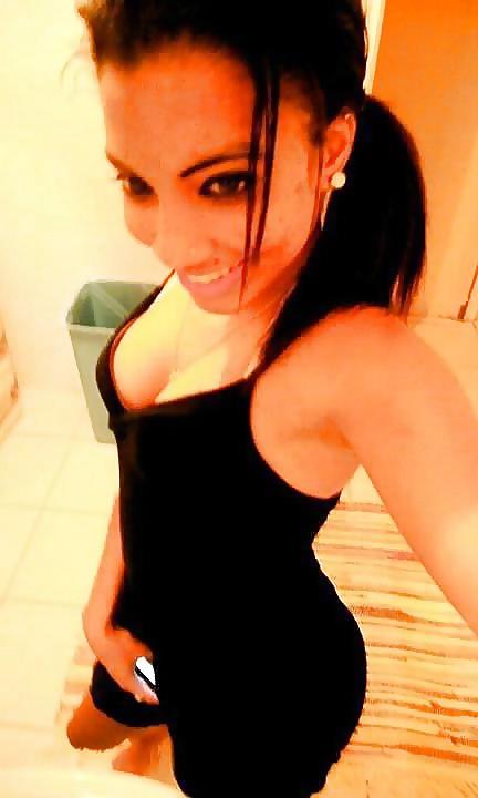 25P 50 Arab Girls I Want To Fuck (Vol. I)