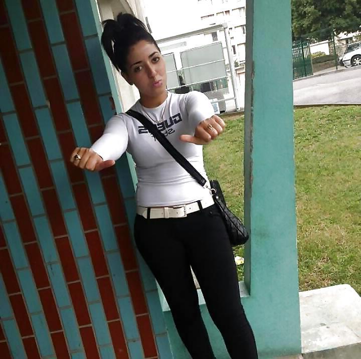 25P 50 Arab Girls I Want To Fuck (Vol. I)