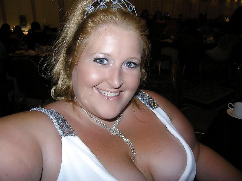 25P Fabulous SSBBW! #7 (Non-Nude & with Friends)