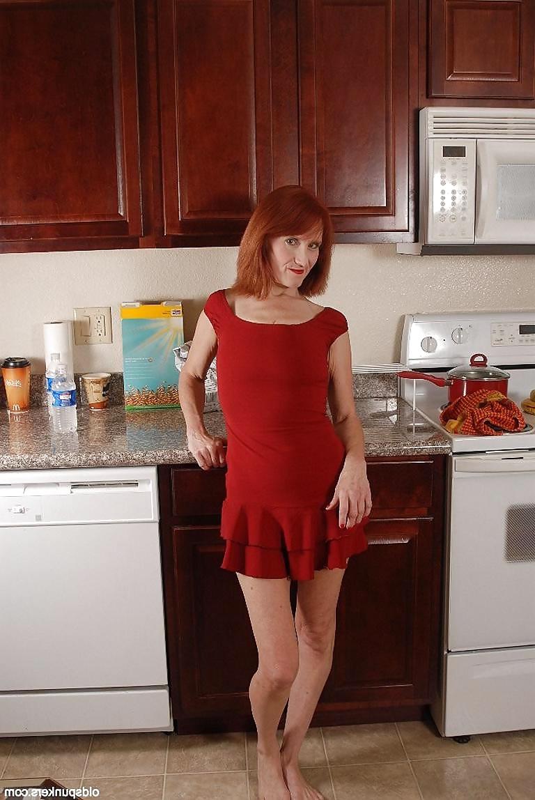25P Old Mature Lady In Red