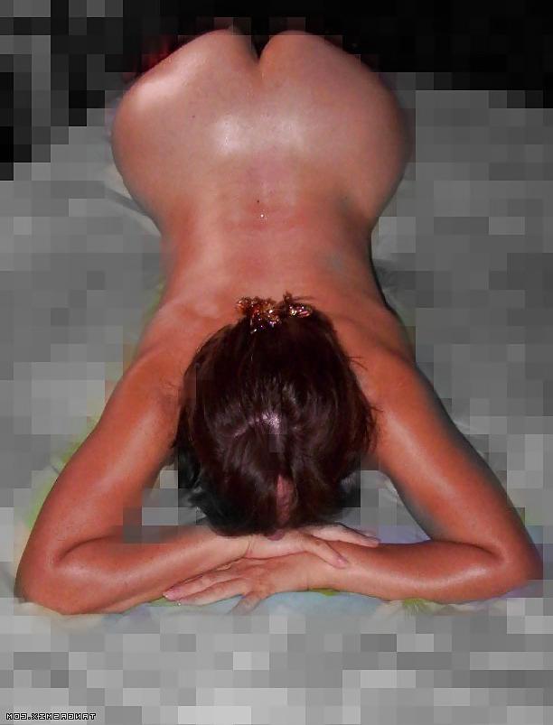 15P Mature wife with a awesome big butt