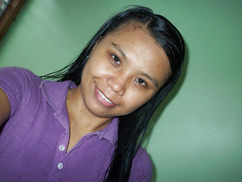 23P Her name is Ivy she is Filipino met her online 