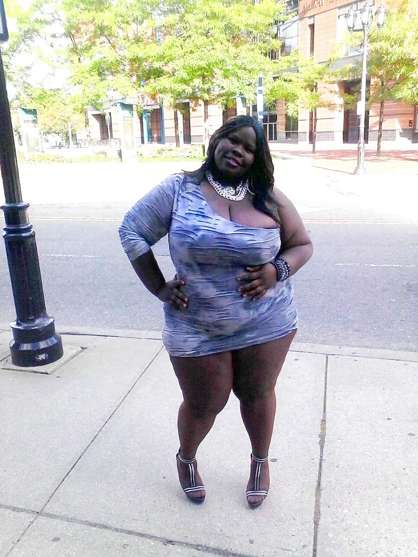 25P BBW non nude
