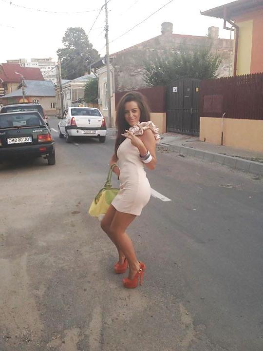 22P Romanian girl: Christina