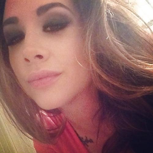22P Sexy Pornstar Chanel Preston (porn, non-porn, twitter)