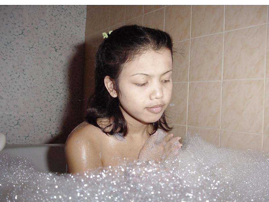 20P Ladyboy 1