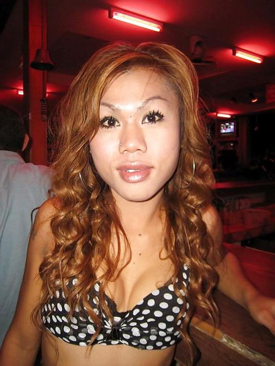16P Pattaya Ladyboy Jenny