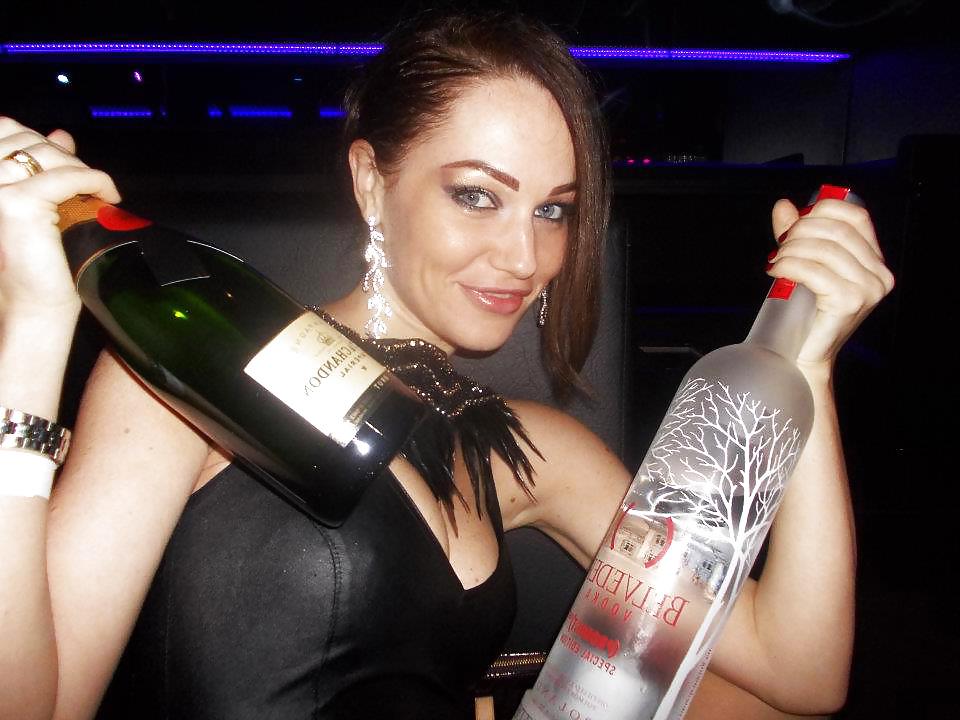 12P Romanian Party Time!