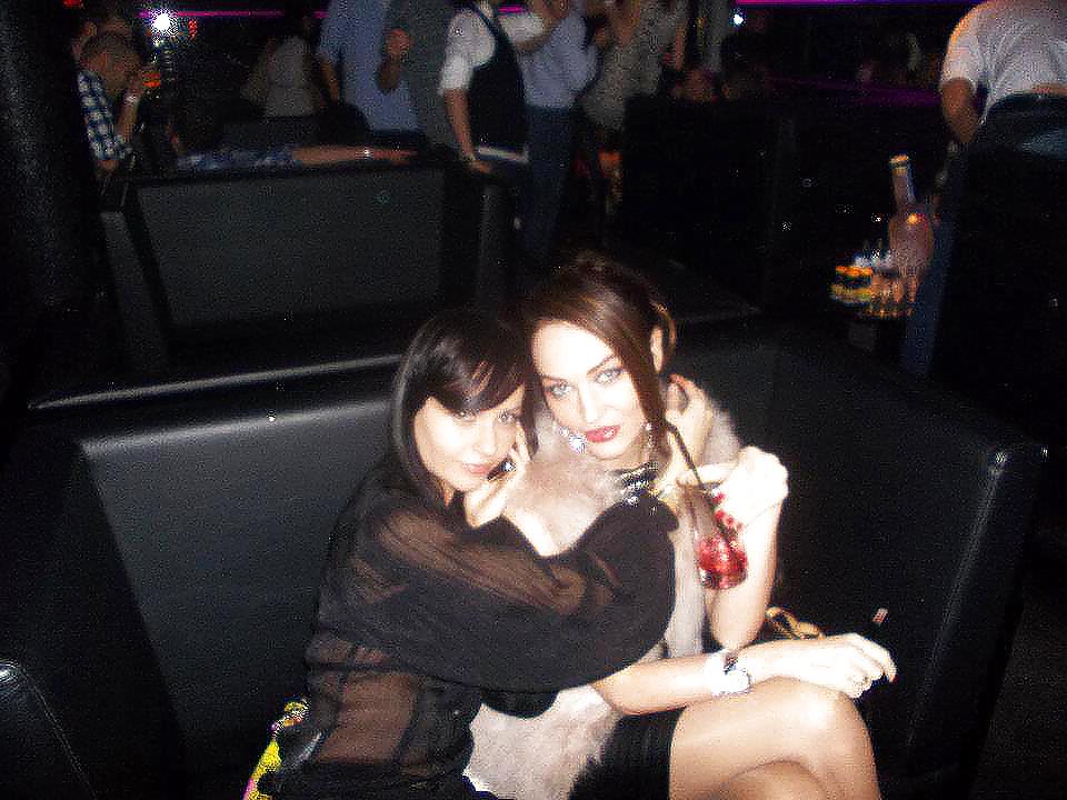 12P Romanian Party Time!