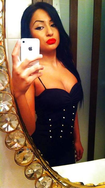 14P Romanian girl: Alexis