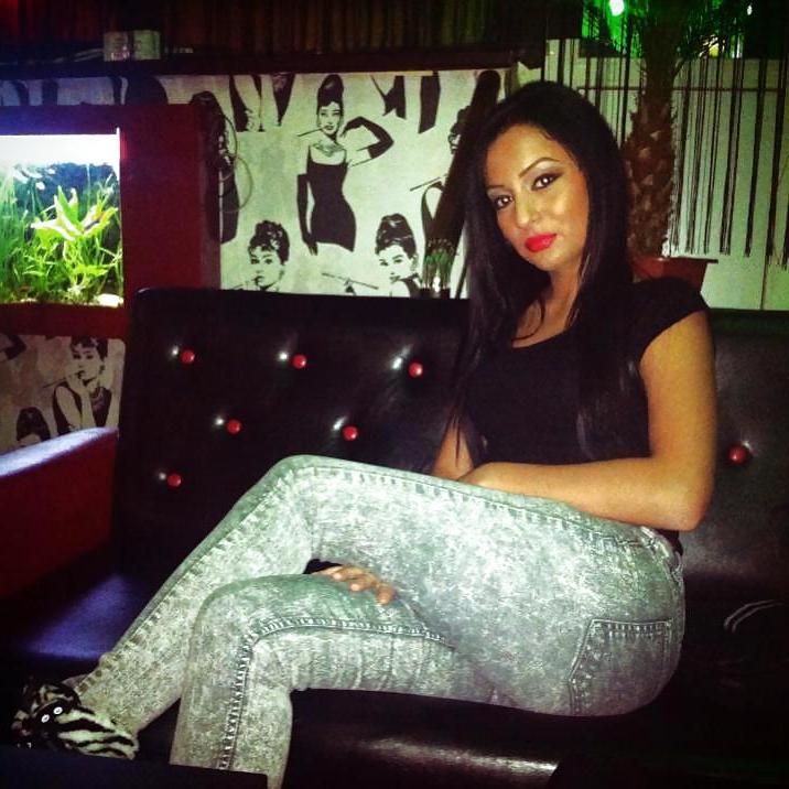 14P Romanian girl: Alexis