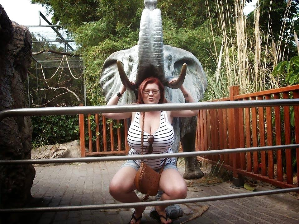 25P Curvy Beauties 67 Clothed Edition
