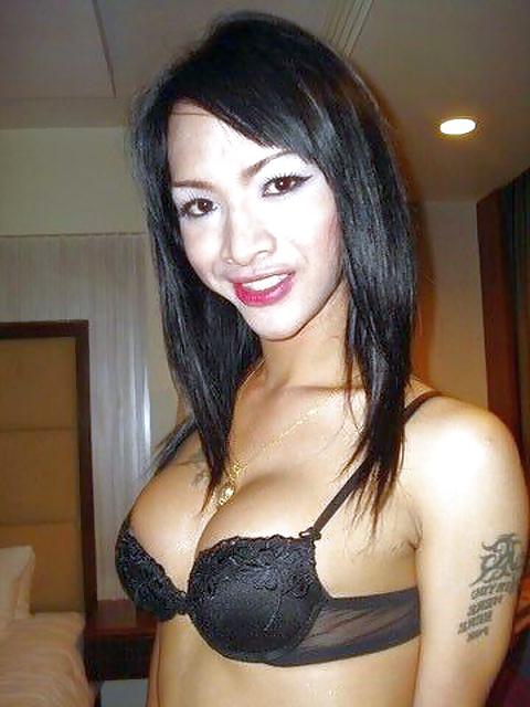 25P Bangkok Ladyboy Anita