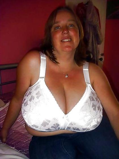 25P Bras on random women a few faves.