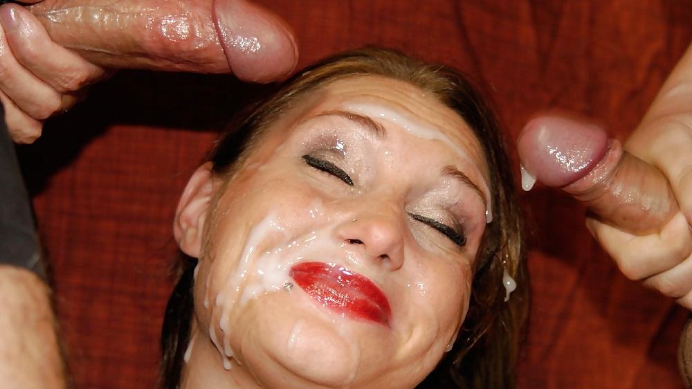 25P Smiling group facials 42