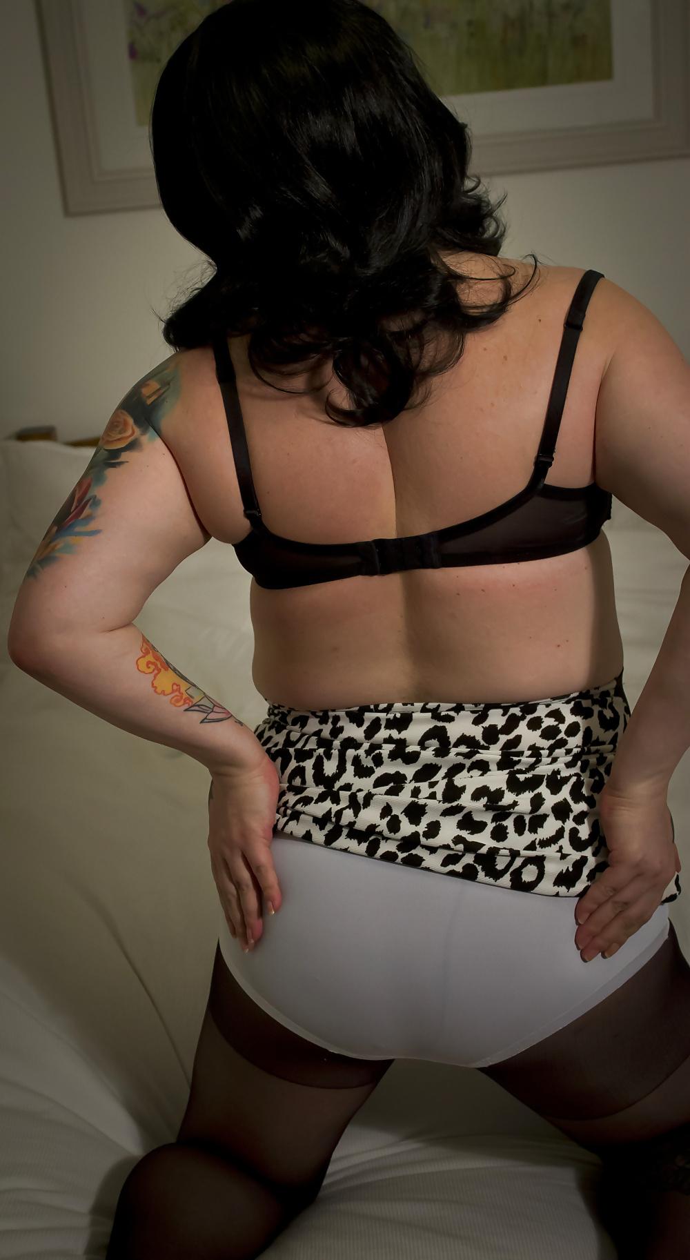 25P Tied Up In Tights & Having My Make Up Taken Off! - BBW