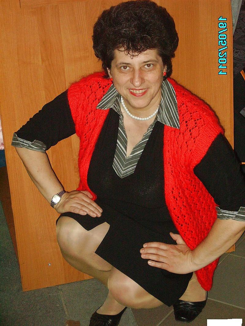 13P Ugly Stupid Mature Peasant Whore