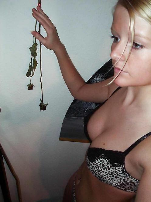15P Nice (non nude) girls 12