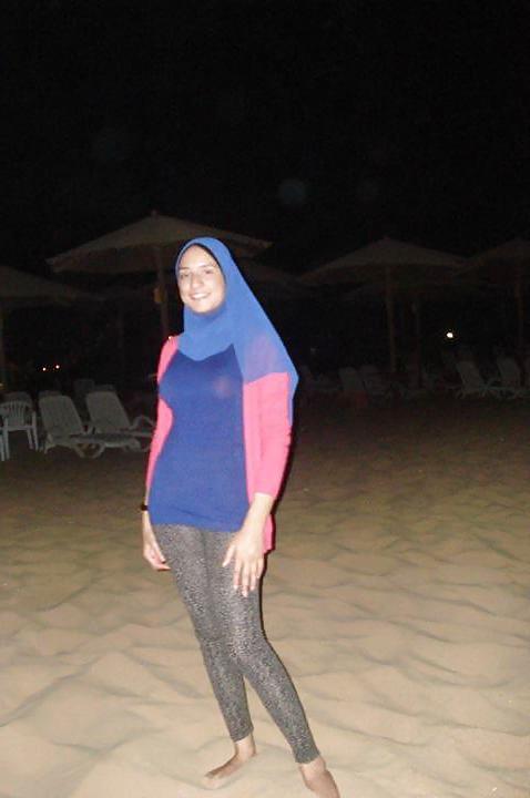 11P Sexy arab hijab girl - 3