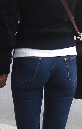 25P Voyeur Candid Shots