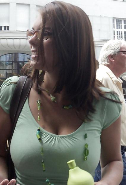 25P Voyeur Candid Shots