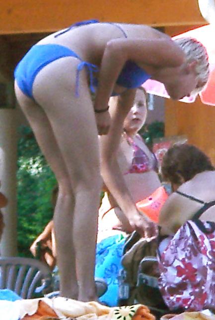 25P Voyeur Candid Shots