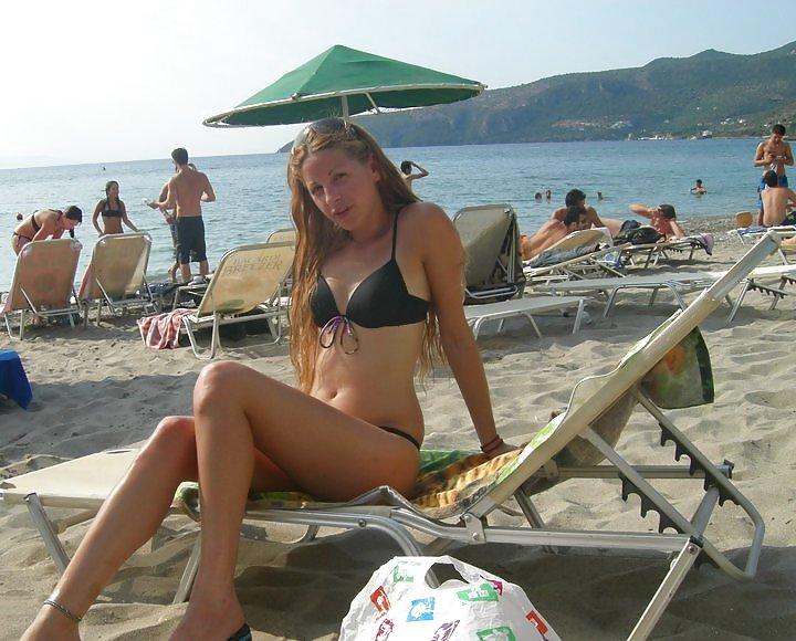 25P Greek bad girls