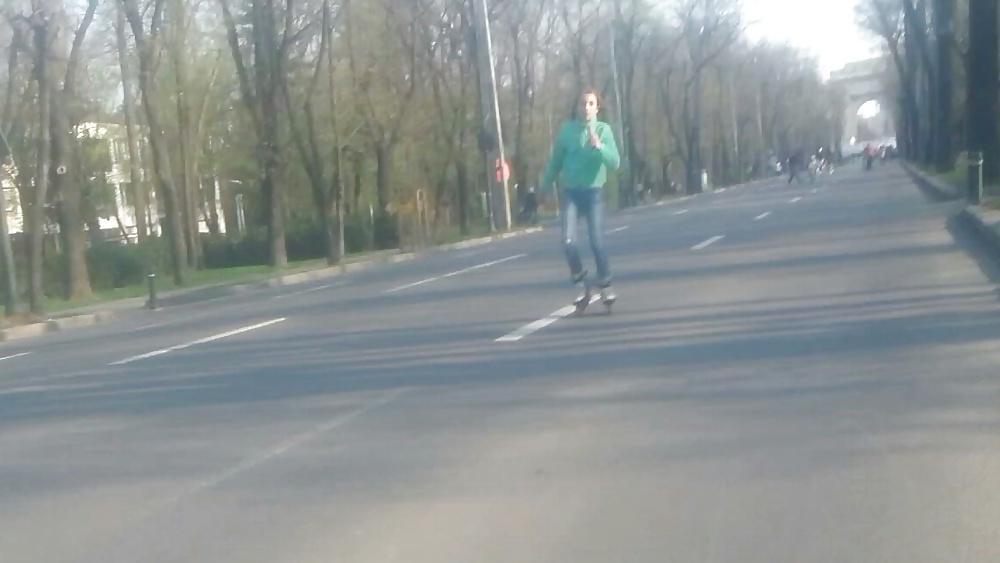 25P Spy bikegirls and rolles romanian