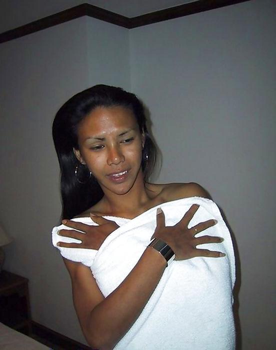 17P Phuket Ladyboy Sonya