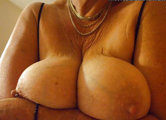 18P Mature Granny 76 yr old Daisy