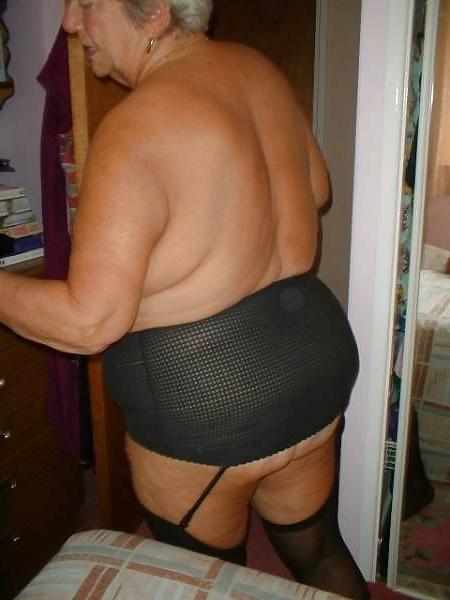18P Mature Granny 76 yr old Daisy