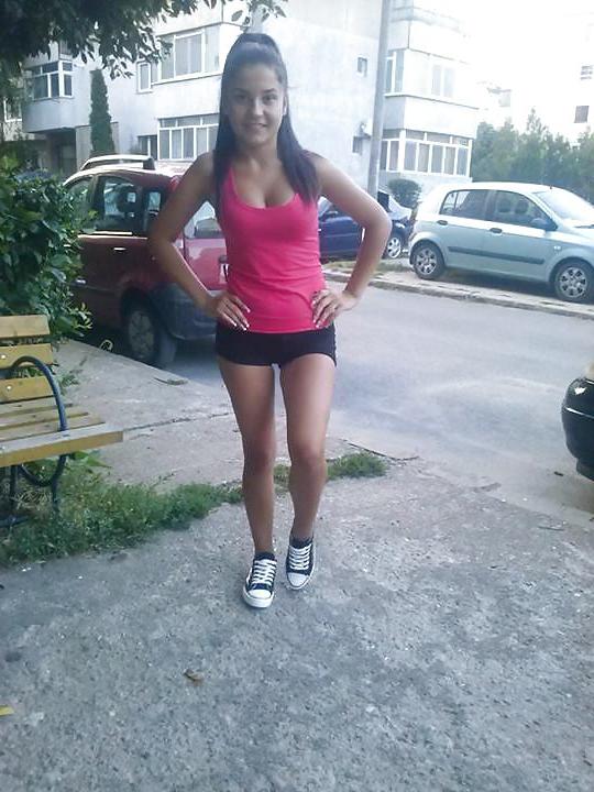 24P Romanian girl: iulia