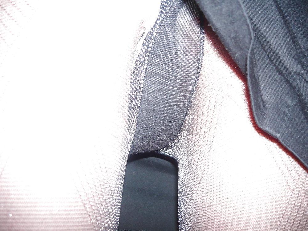 4P My wife's upskirt... Sous sa jupe...